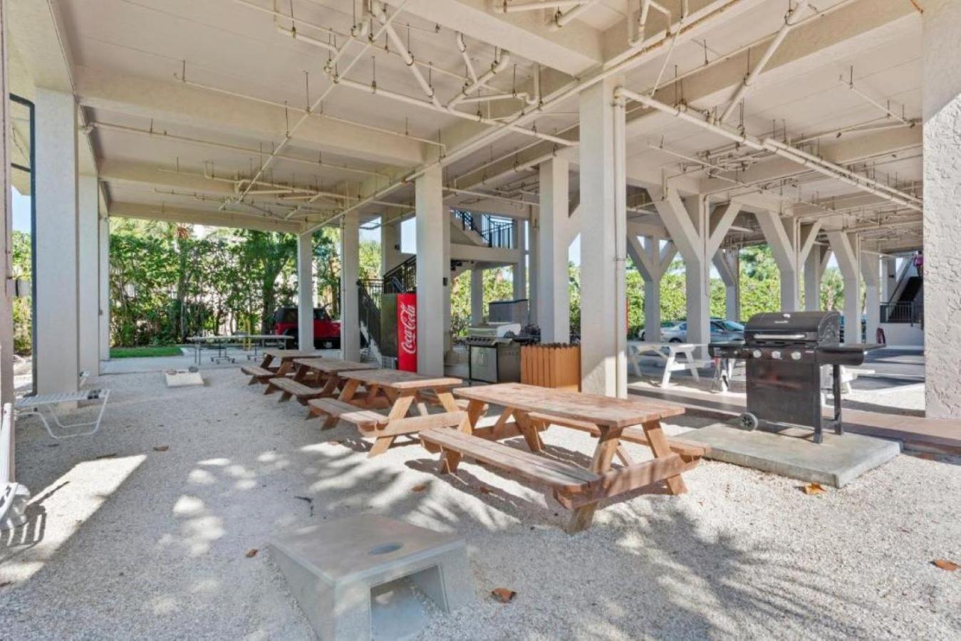 Caribbean Beach Club ฟอร์ตมายเยอร์สบีช ภายนอก รูปภาพ